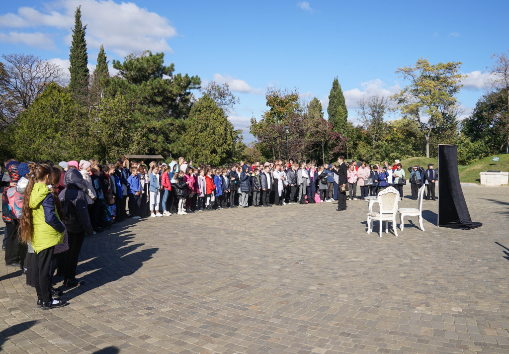 DSC01561-2.jpg