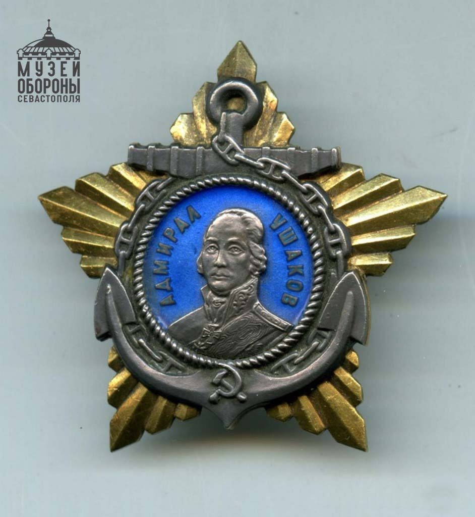 m2azosAEotI.jpg