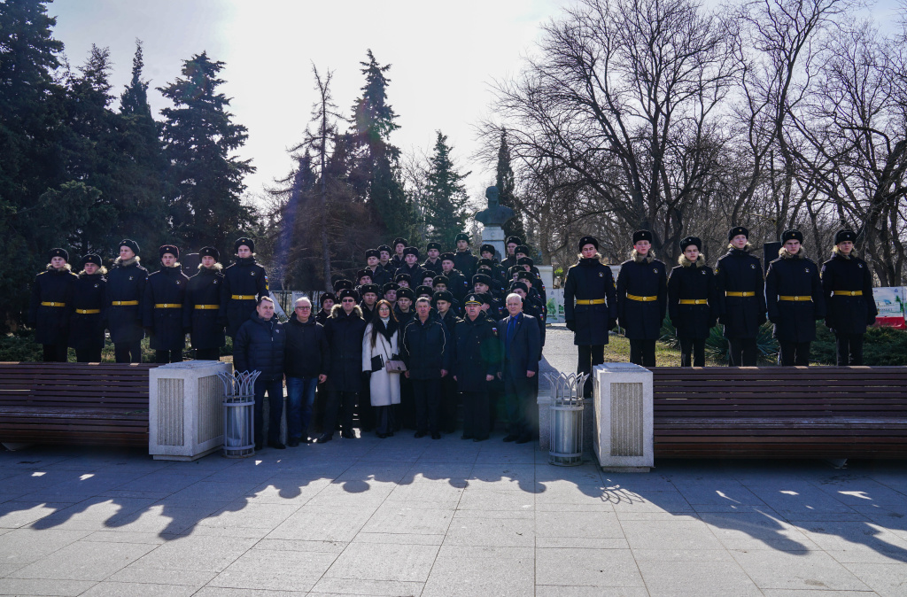 DSC00474-2.jpg