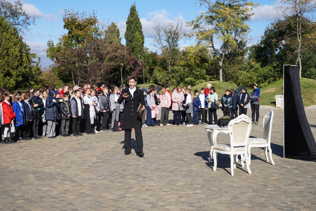 DSC01562-2.jpg