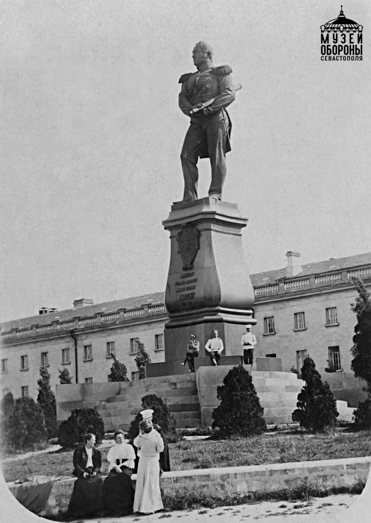 8. Памятник Лазареву. 1867 г..jpg 8. Памятник Лазареву. 1867 г..jpg
